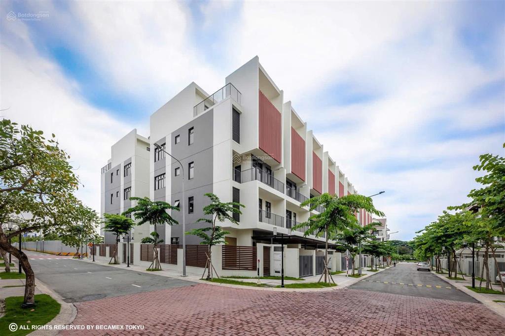 Bán nhà phố haruka midori park, 1 trệt 3 lầu 1 sân thượng, dt đất 114m2, giá 10,3 tỷ
