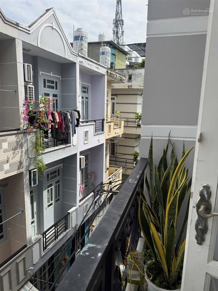 Nhà hẻm thông 5m mễ cốc p15  q8