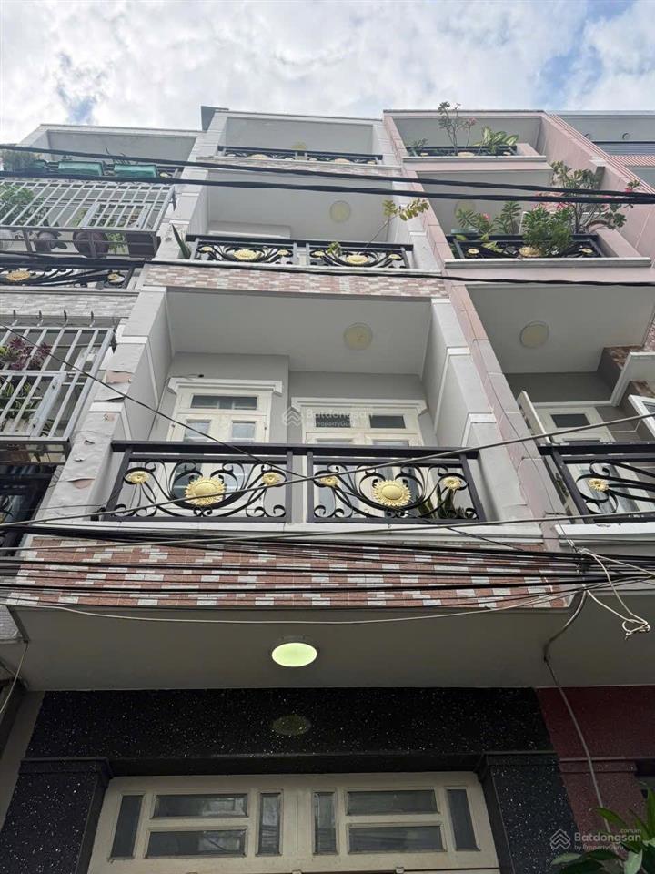 Nhà hẻm thông 5m mễ cốc p15  q8