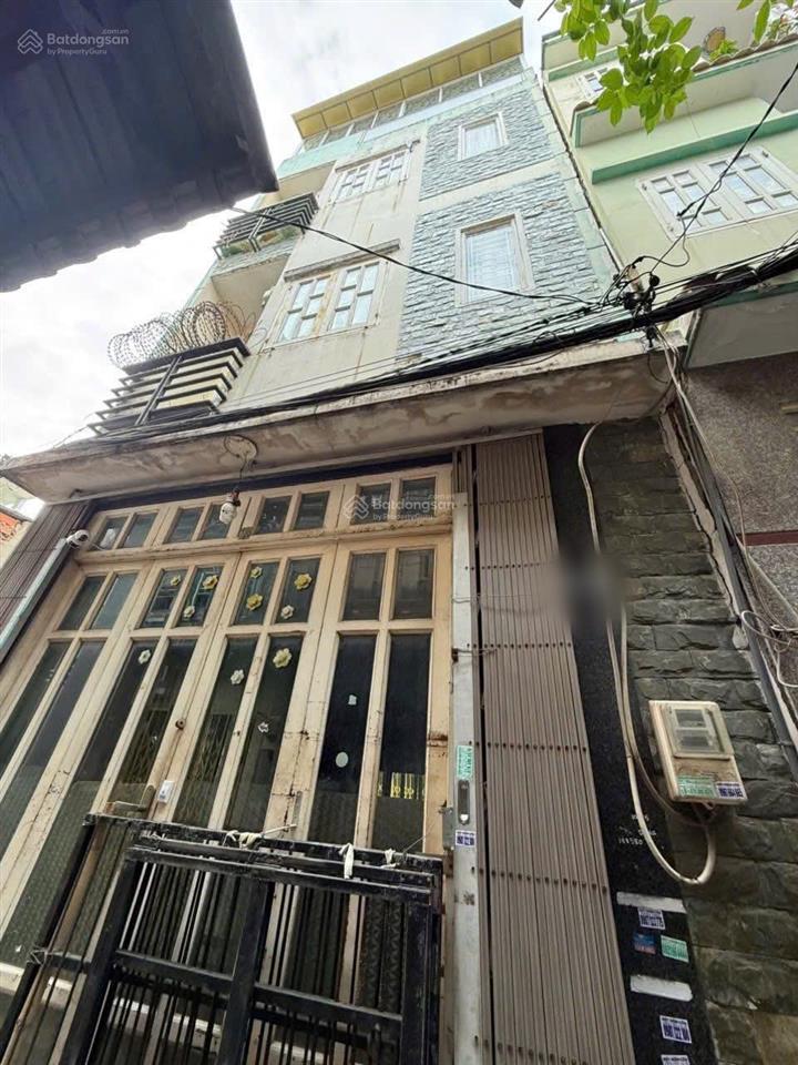 Nhà hẻm gần đường đông hồ p4 q8