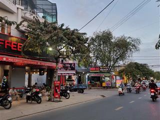 Giảm 2 tỷ nhà mặt tiền song hành, hóc môn. gần ngã tư nguyễn ảnh thủ. 10m x 20m. giá bán  18 tỷ