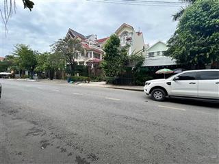 Bán nhà 10mx20m mặt tiền 30m nguyễn văn nghi, lê thị riêng, p.thới an, q12, vị trí đẹp, 15.990 tỷ