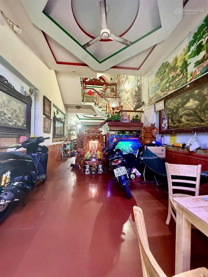 Nhà 4.5mx30m mặt tiền đường nguyễn ảnh thủ, p.tân chánh hiệp, quận 12. đúc 3 tầng. giá 13.590 tỷ