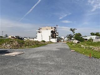 Đất phân lô đường 12m bùi thị lùng, thới tam thôn, hóc môn, 5mx17m, 7.6mx13m, giá 3.6 tỷ