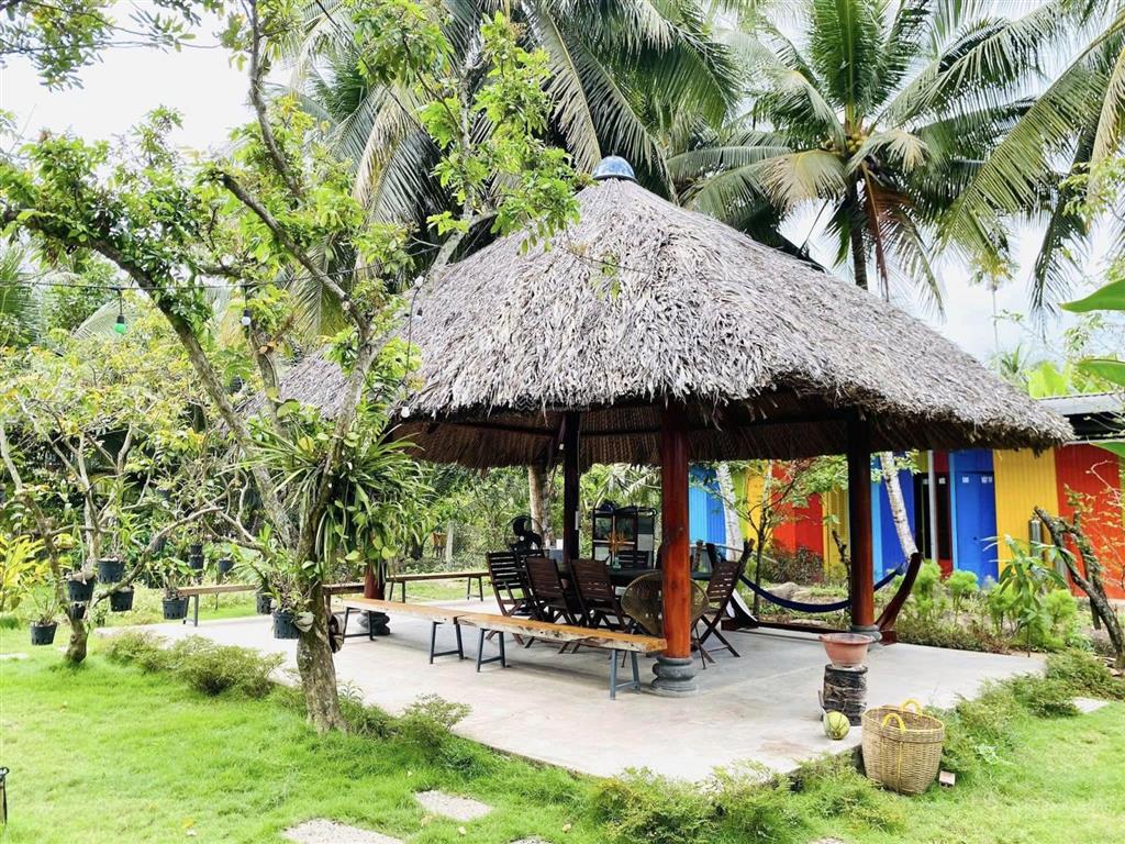 Bán khu nghỉ dưỡng view sông tại cồn phụng  bến tre, giá 7.8 tỉ