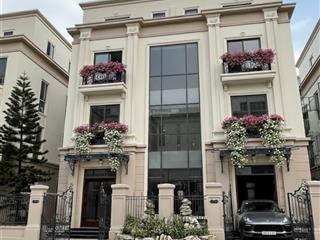 Bán nhanh căn biệt thự tứ lập hoàng gia vinhomes cổ loa, giá mềm 4x tỉ