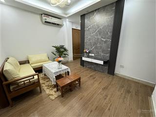 Bán căn hộ lạc long quân  tây hồ (52m2) full đồ, ở ngay, sổ đỏ trao tay