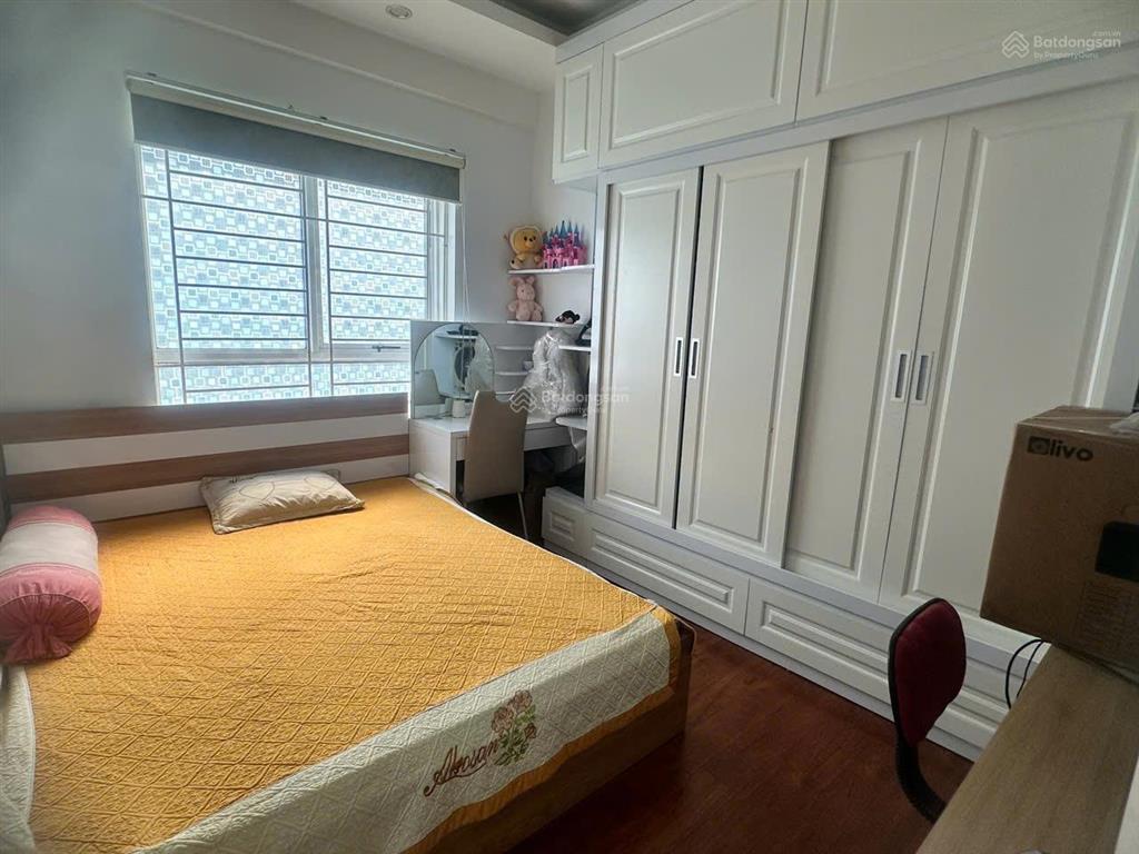 Hàng hiếm. bán căn hộ tầng trung tòa ct2 xa la 103m2, 3pn, full nt đẹp, sổ đỏ.  0378 884 ***