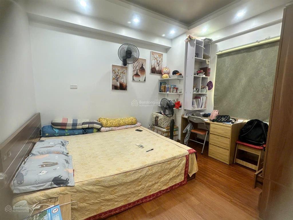 Hàng hiếm. bán căn hộ tầng trung tòa ct2 xa la 103m2, 3pn, full nt đẹp, sổ đỏ.  0378 884 ***