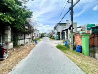 Cần bán 326m2 full thổ. sổ riêng mặt tiền 10m. giá 3tỷ9. khu dân cư hiện hữu xây dựng tự do