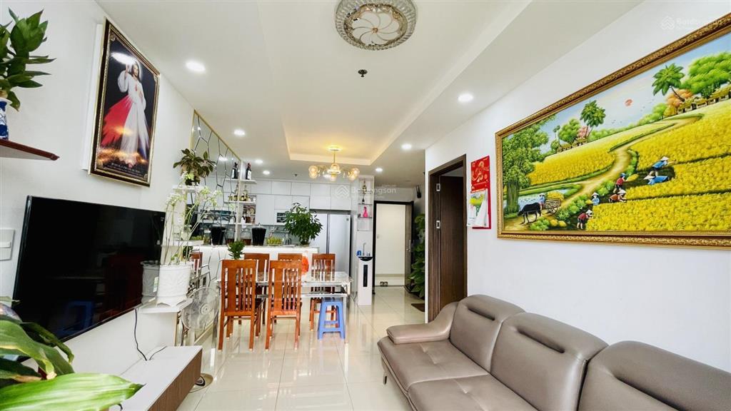 Bán căn đẹp lung linh mùa noel  phú đông premier, 3,3 tỷ, có sổ 2pn, giá siêu hời.  0769 879 ***