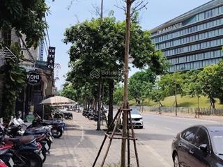 Hàng kín, đất đỗ đức dục, 1 nhà ra ks marriot, 88m2 ngõ ô tô, xây toà siêu vip giá đầu tư chỉ 25 tỷ