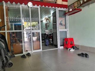 Cho thuê nhà mt đường phạm thế hiển, 10 triệu, 68m2, q8, tp.hcm  khu nhộn nhịp buôn bán !