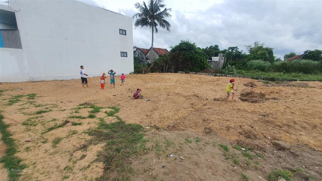 Lô đất 124m2, sổ hồng riêng, full thổ cư phường phú lâm, tp tuy hoà, giá chỉ 950 triệu