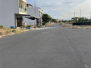 Lô đất hướng đông nam , mặt tiền đường 25m phường phú thạnh cũ, gân biển, gần sân bay