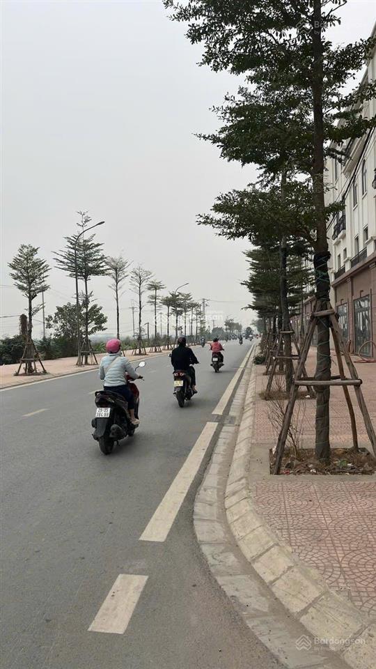 Bán liền kề sơn đồng center, hoài đức, 4,5 tầng, đường 13m, đã hoàn thiện mặt ngoài