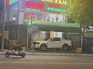 Chỉ 22 tỷ mt kd siêu víp bán nhà lô góc kinh doanh cực vip chủ cần bán mặt tiền cách mạng tháng 8