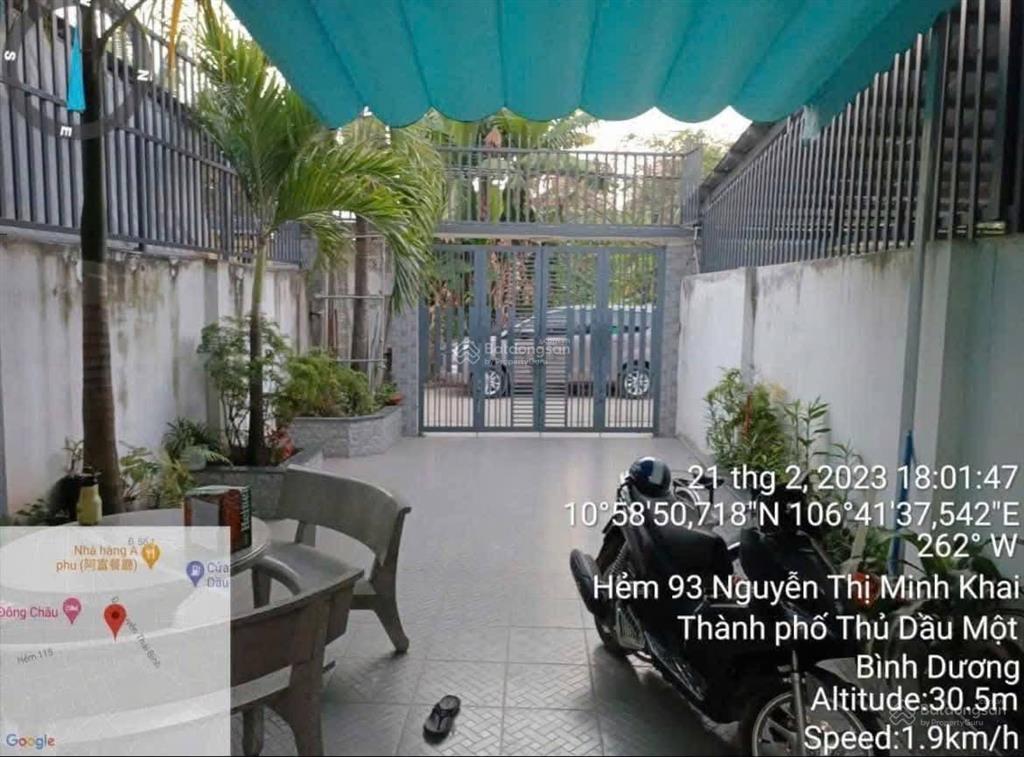 Nhà phú hoà thủ dầu một khu 9, nhánh hẻm 93 ntmk, giá 3,7 tỷ tl. dt 5x30m nhà 1 trệt 1 lầu, 3pn