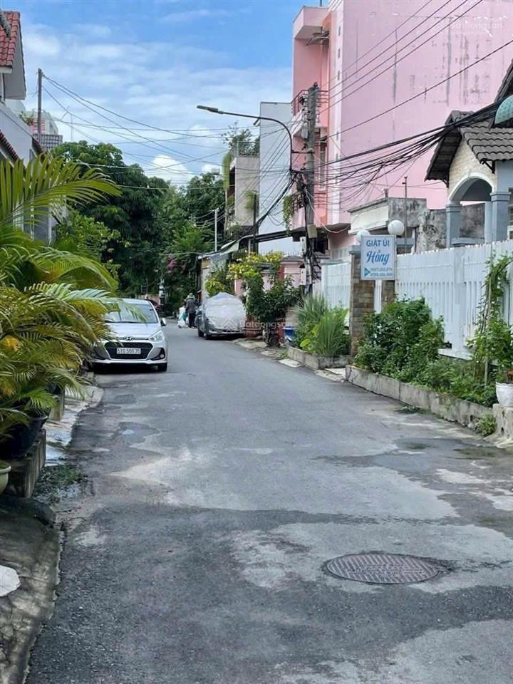 Bán lô đất chánh nghĩa hẻm ngô gia tự  dt  9,5x18m, tc 147m.  đường nhựa 5m thông đ.thích quản