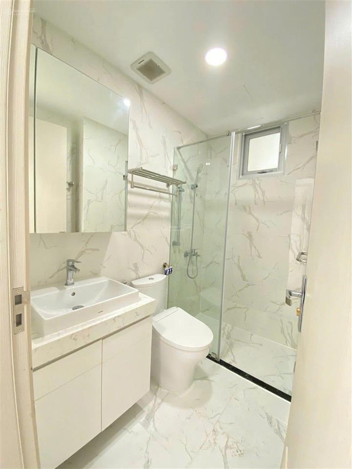 Còn 4 căn duy nhất 2 pn, giá từ 6,08 tỷ  thanh toán 30% nhận nhà, nhà mới 100%, có chỗ đậu xe ô tô