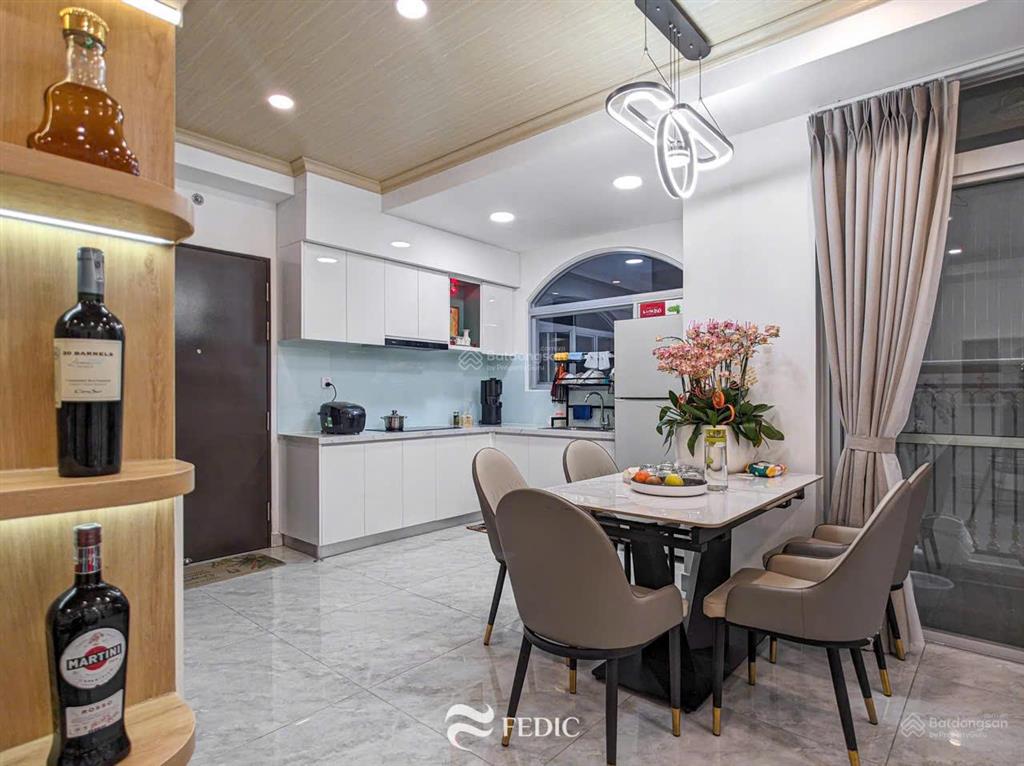 Căn 2pn/71m2, view ngắm pháo hoa landmark 81, thanh toán 30% nhận nhà, ban công không nhìn đối diện