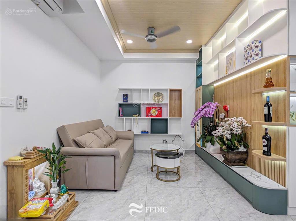 Căn 2pn/71m2, view ngắm pháo hoa landmark 81, thanh toán 30% nhận nhà, ban công không nhìn đối diện