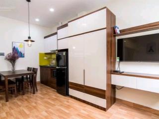 Bán nhà mặt phố hàng bè, diện tích 130 m,măt tiền8 m, giá 100 tỷ.