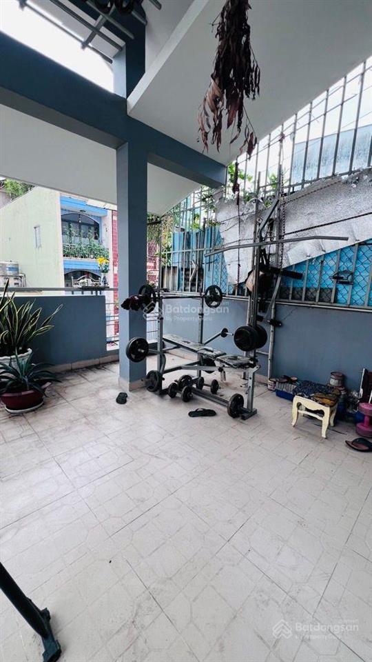 Bán nhà 3 tầng 4,2x28m đường nguyễn thị tần. phường 2. quận 8