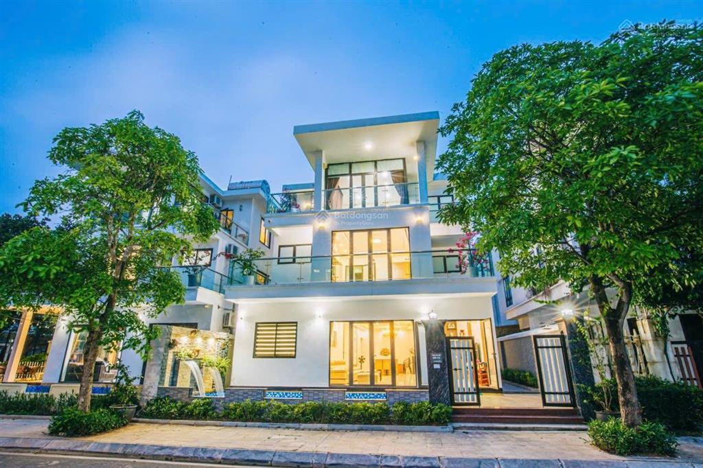 Cần bán căn biệt thự flc sầm sơn  trung tâm gần biển chợ quê