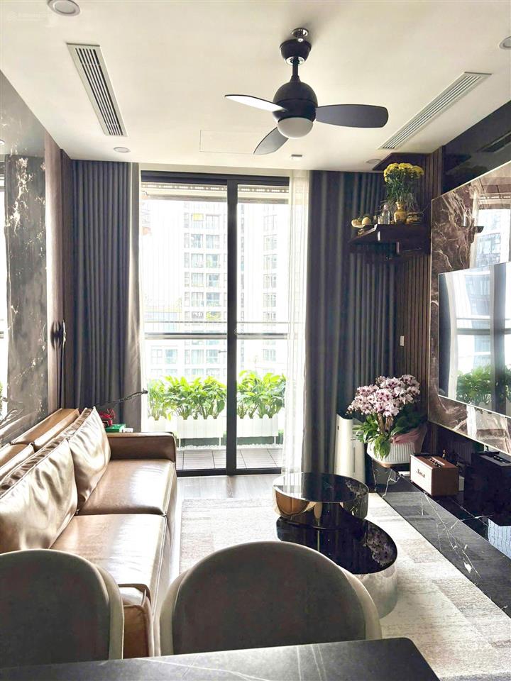 Bán gấp ch 2pn2wc, 70.8m2 đẹp xuất sắc tại vinhomes symphony riverside, giá thỏa thuận