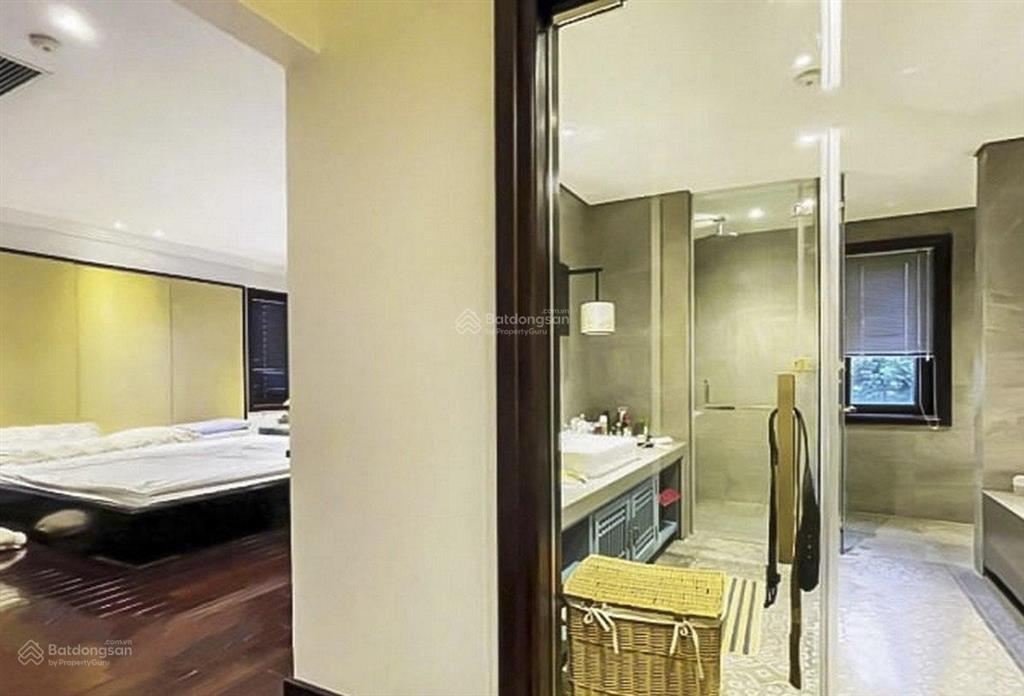 Cho thuê đơn lập 300m2 sông nội khu, view vườn hoa vinhomes riverside, 4pn, chuẩn khách sạn 5 sao