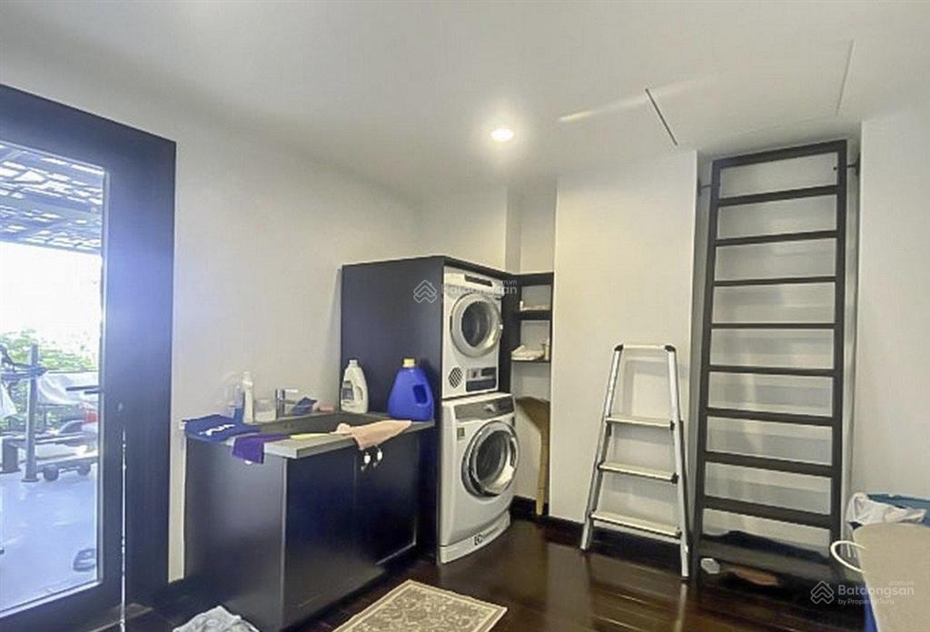 Cho thuê đơn lập 300m2 sông nội khu, view vườn hoa vinhomes riverside, 4pn, chuẩn khách sạn 5 sao