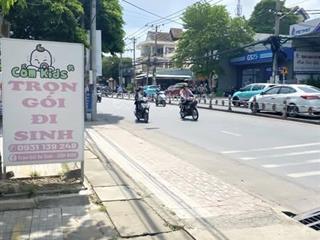 Mặt tiền kd mọi ngành nghề, kế bên zentea, phúc long, và highland, giang ghẹ đối diện cây xăng