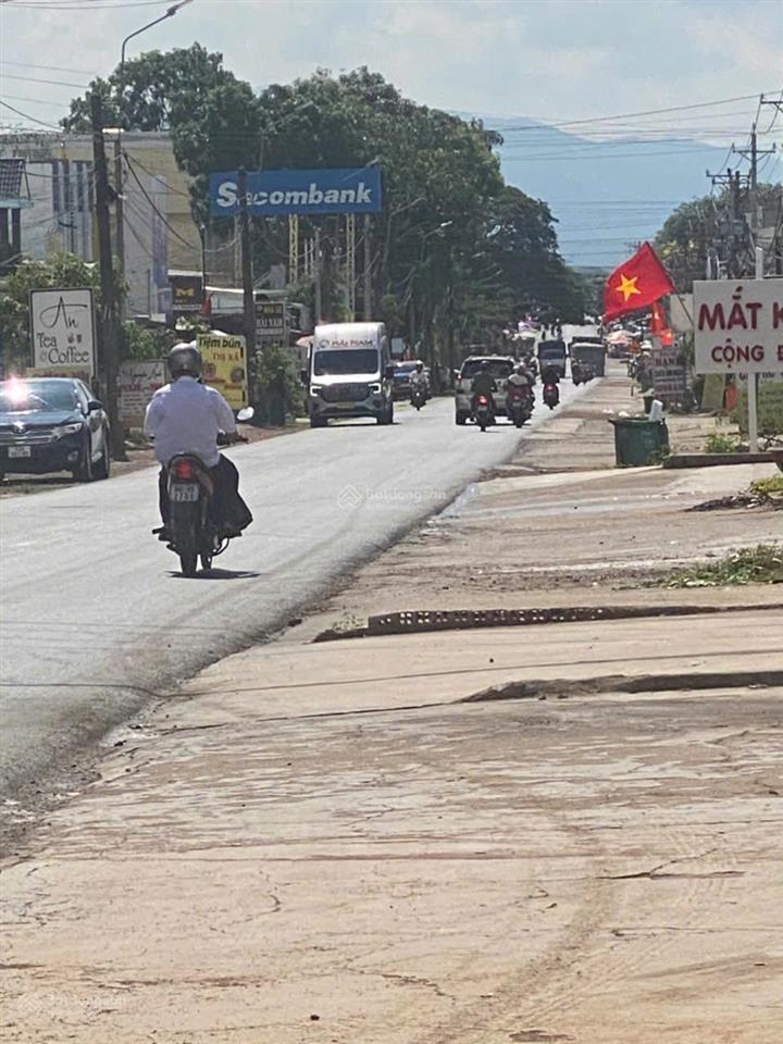 Chính chủ cần bán lô đất thổ cư, hxh ngay ngã tư sông ray