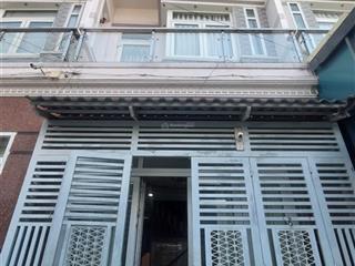 Nhà bán đ.hoàng ngân ngay tt p16, q8, trệt 2 lầust, gần trường thpt nguyễn thị định, sổ hoàn công