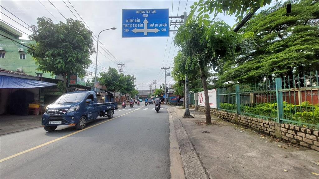 Bán gấp lô góc 2 mt hương lộ 2, dt 6mx12m, trung tâm bình tân, giá chỉ 5 tỷ 1(tl)