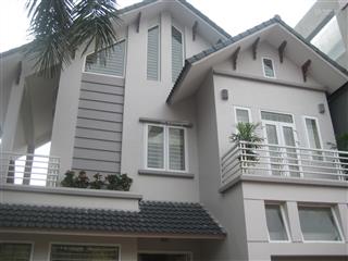 Bán biệt thự diện tích 239m2, mặt tiền 10,5m sổ đỏ chính chủ.