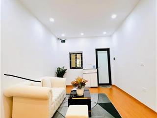 Bán căn hộ tập thể phố thái thịnh  trung tâm quận đống đa  diện tích 60m2  căn góc thoáng sáng