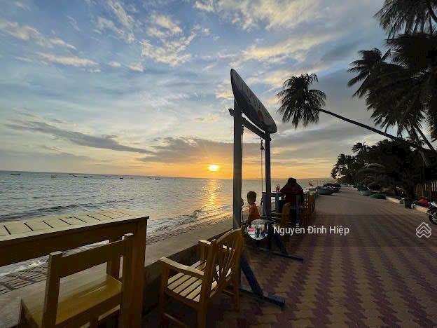 Bán 800m2 có thổ cư mặt tiền biển hoà bình, hàm tiến giá tốt