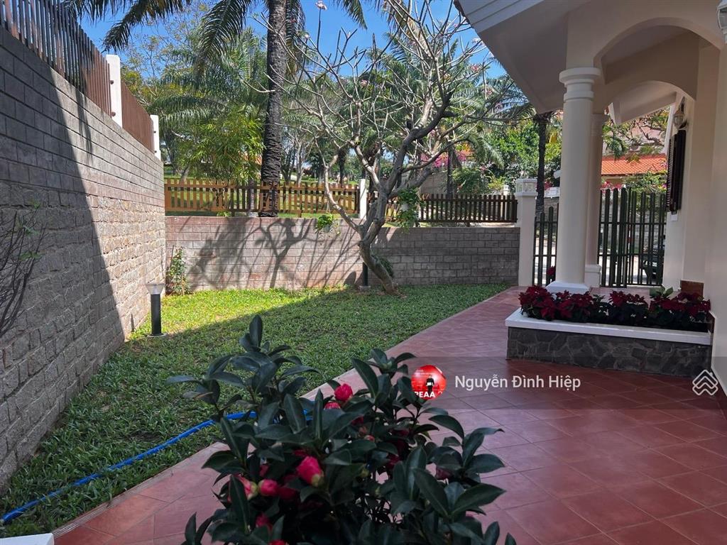 Bán biệt thự mũi né domaine, căn góc 489m2, view công viên giá tốt