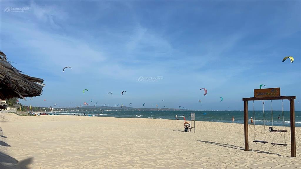 Bán 2500m2 view biển mặt tiền nguyễn đình chiểu, hàm tiến khu phố tây giá tốt 12tr/m2