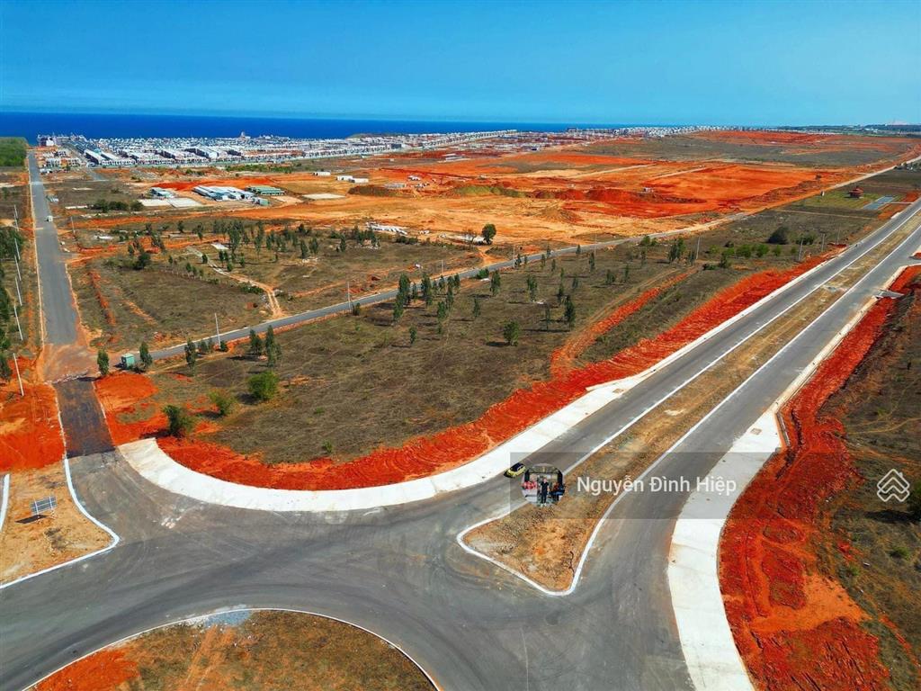 Bán 4070m2 lô góc view biển mặt tiền 719b, tiến thành đối diện novaworld, giá tốt
