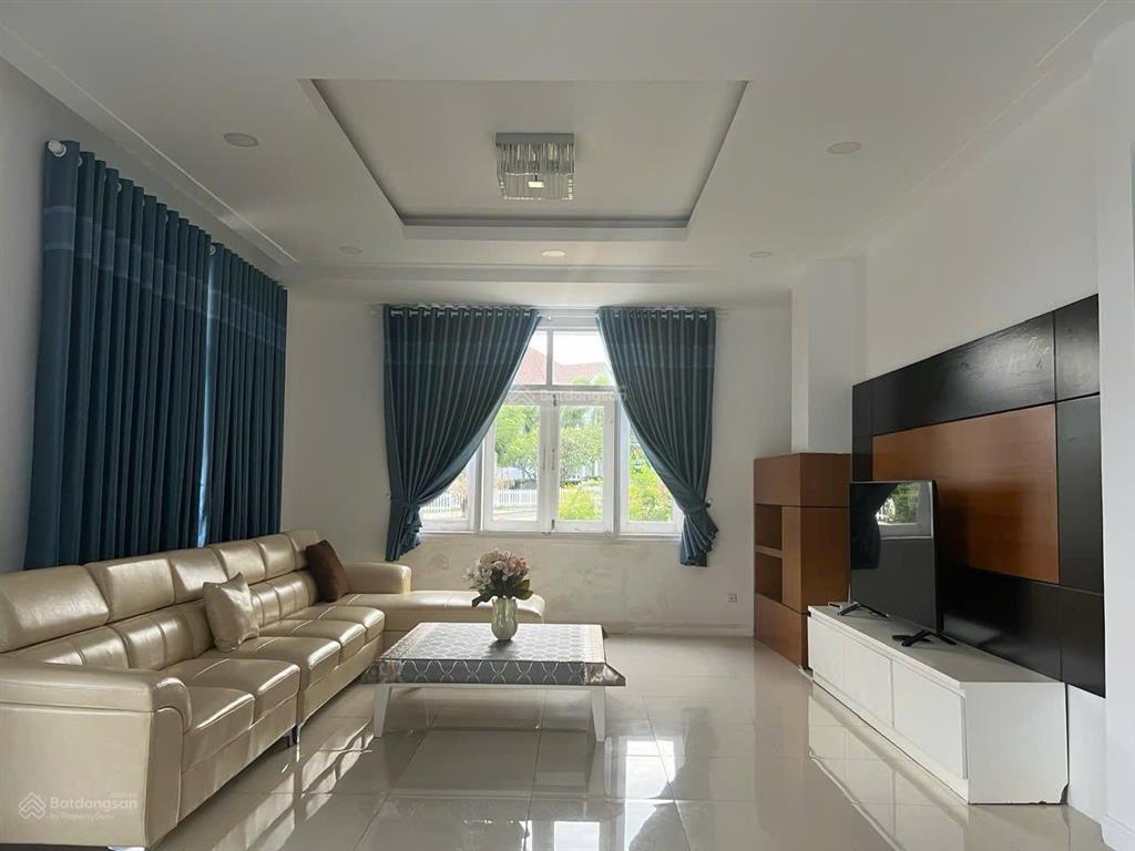 Bán biệt thự sea links mũi né pe căn góc view biển đẹp kế hotel sân golf