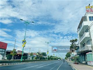 Bán 200m2 mặt tiền hùng vương trung tâm tp phan thiết