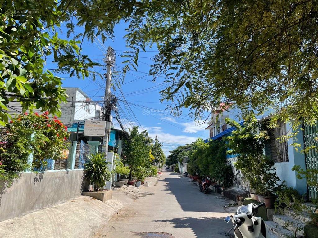 Bán 120m2 thổ cư lô góc đẹp cạnh biển mặt tiền đường nguyễn khuyến, thanh hải kế ocean dunes