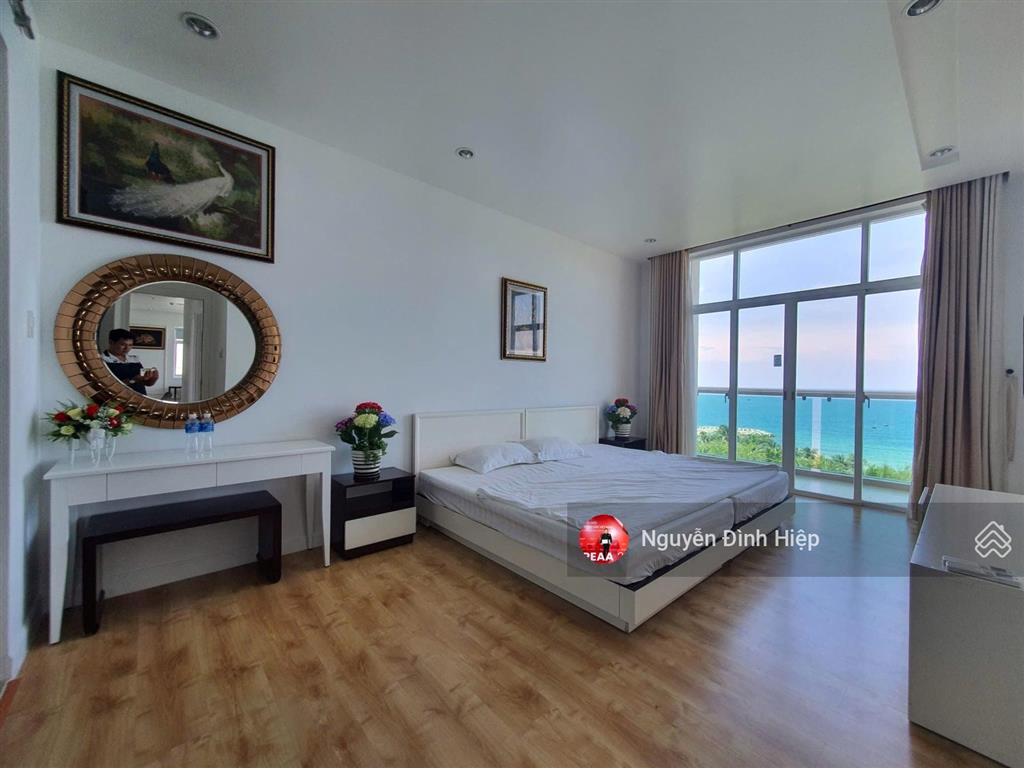 Bán 157m2 dãy f 3pn căn góc view biển ocean vista mũi né