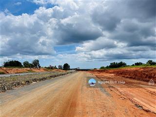 Bán 8450m2 mặt tiền đường dẫn hàm kiệm tiến thành đối diện novaworld giá rẻ nhất 1.5 tr/m