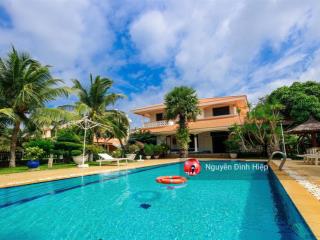 Bán biệt thự mũi né domaine 1020m2, view biển có hồ bơi giá rẻ hơn 30% so với thị trường