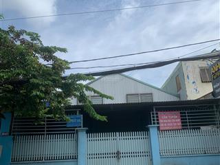 Cho thuê nhà làm kho xưởng 700m2 nhà cấp 4 trống suốt mặt tiền đường phạm hữu lầu