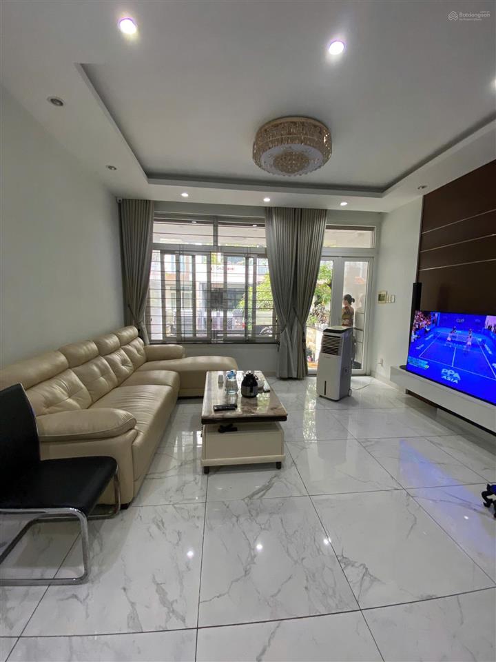 Cho thuê mặt bằng tầng trệt kdc himlam p. tân hưng q7 làm văn phòng